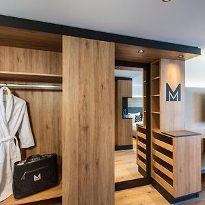 Kamer met een King Size Bed